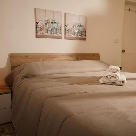 Two-Room Apt. Under The Aqueduct'S Arch In Pigneto Rome Bagian luar foto
