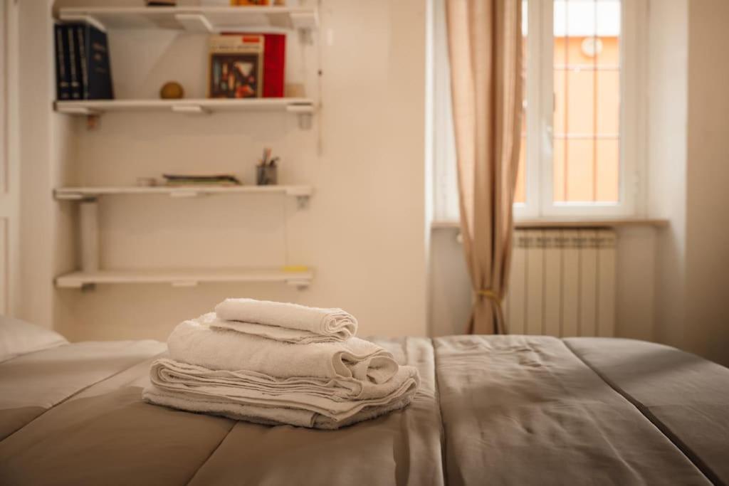 Two-Room Apt. Under The Aqueduct'S Arch In Pigneto Rome Bagian luar foto