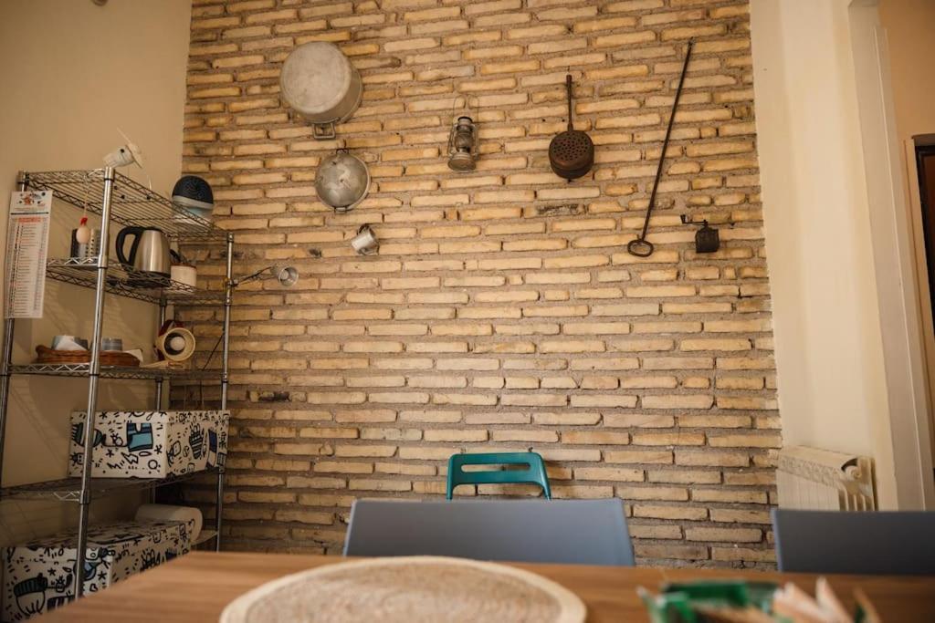 Two-Room Apt. Under The Aqueduct'S Arch In Pigneto Rome Bagian luar foto